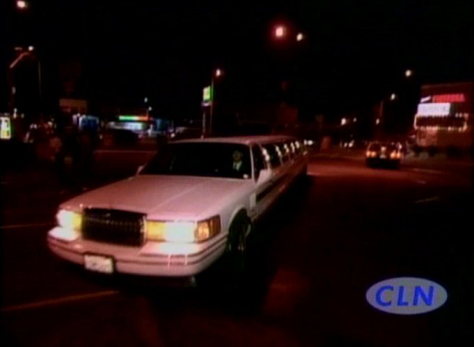 1995 Lincoln Town Car Stretched Limousine Ultra Coach Builders