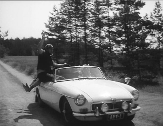 1963 MG B Roadster [ADO23]