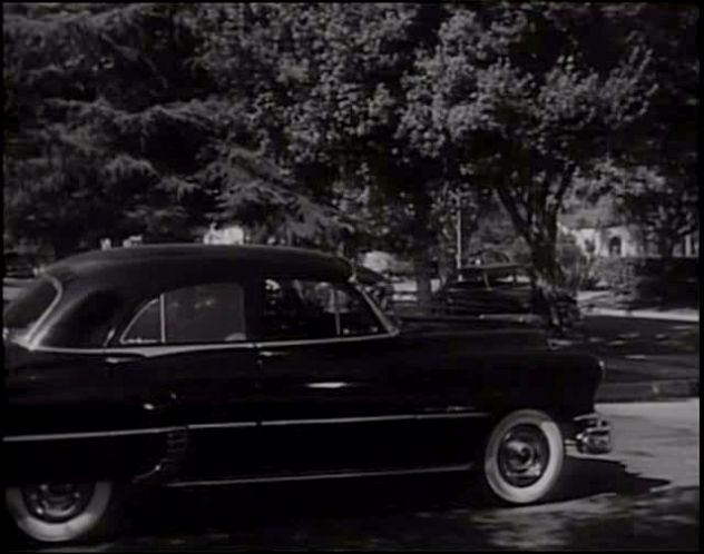 1950 Pontiac Chieftain De Luxe Four-Door Sedan [2569D]