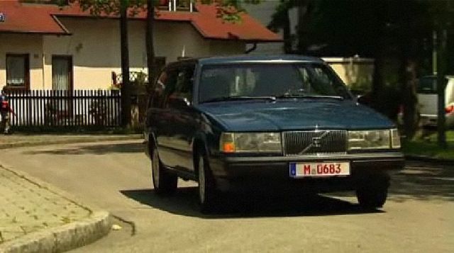 1992 Volvo 940 2.3i GL [945]