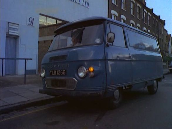 1968 Commer 2500 [PB]