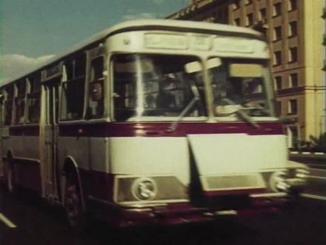 1968 LiAZ 677