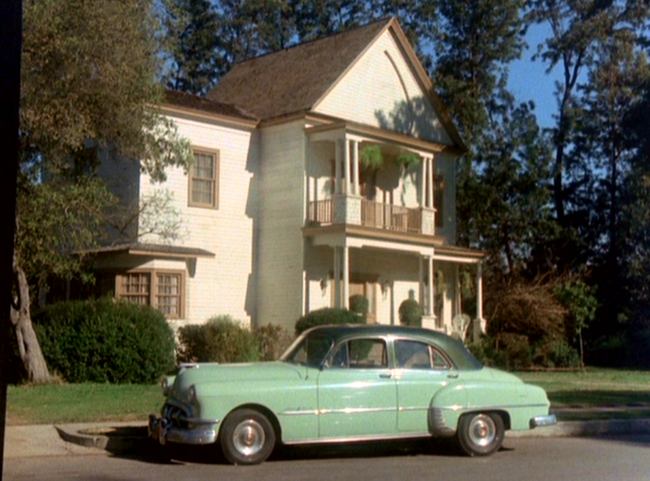 1950 Pontiac Chieftain De Luxe [2569D]