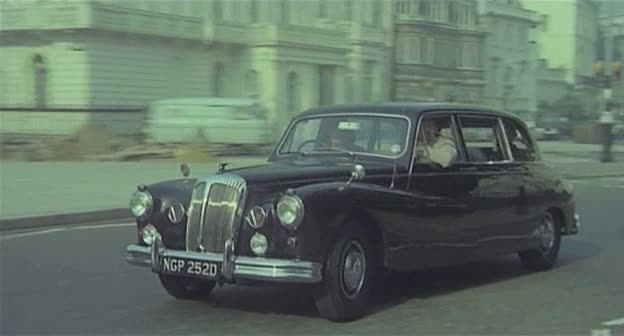 1966 Daimler Limousine [DR450]