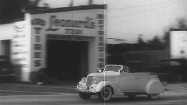 1936 Ford V8 De Luxe Convertible Sedan [68]