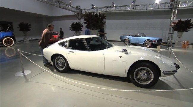 1967 Toyota 2000GT [MF10]