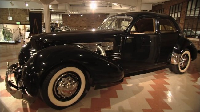 1937 Cord 812 Custom Beverly