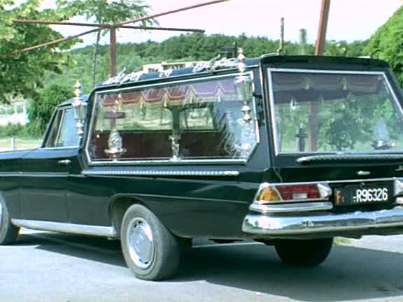 1960 Mercedes-Benz 220 S Autofunebre Grazia [W111]