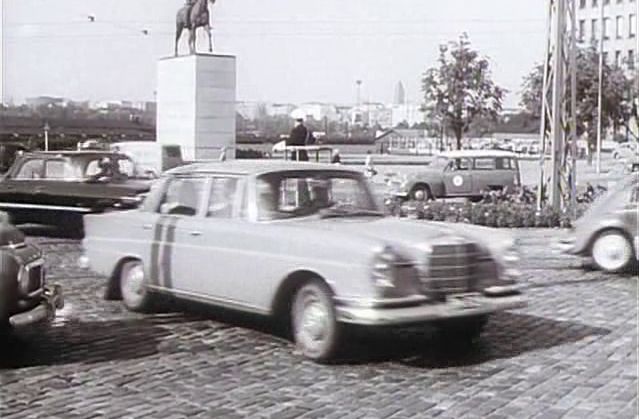 1960 Mercedes-Benz 220 [W111]