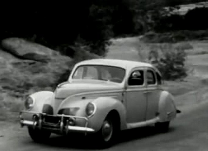 1939 Lincoln Zephyr Sedan [96H-73]