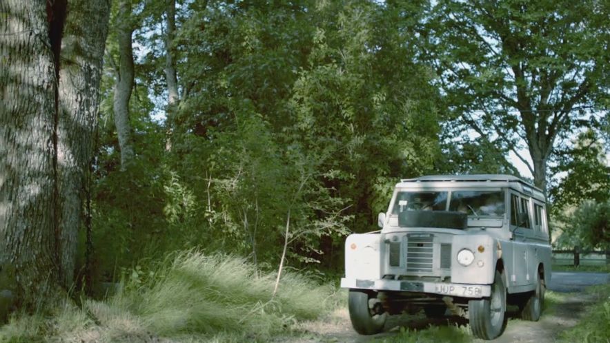 1977 Land-Rover 109'' Series III Station Wagon