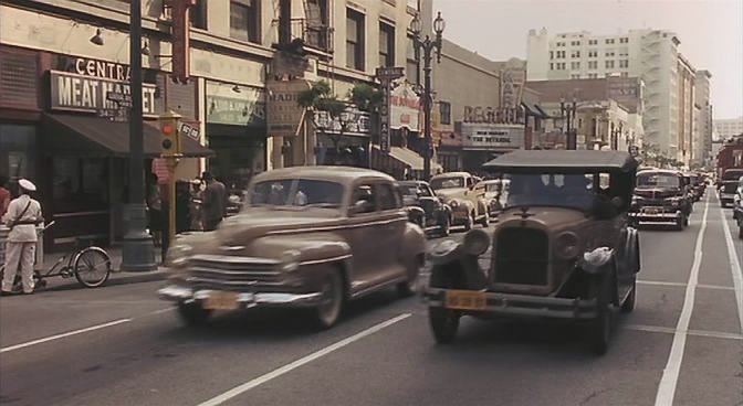 1946 Plymouth De Luxe Four-Door Sedan [P-15]