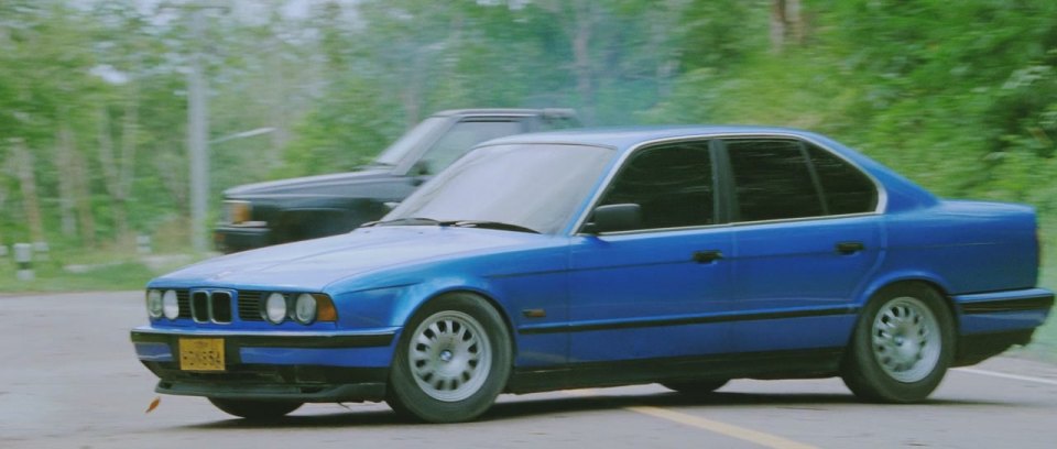 1993 BMW 525i [E34]