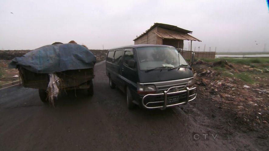 Toyota HiAce Super GL [H100]