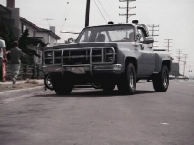 1983 GMC K-1500 Fenderside