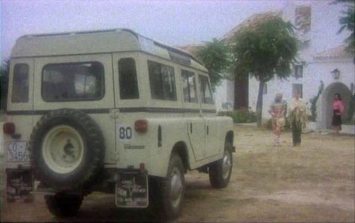 1974 Land-Rover Santana 109'' Series III Station Wagon Especial