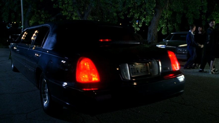 1998 Lincoln Town Car Stretched Limousine