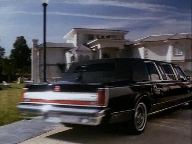 1988 Lincoln Town Car Stretched Limousine