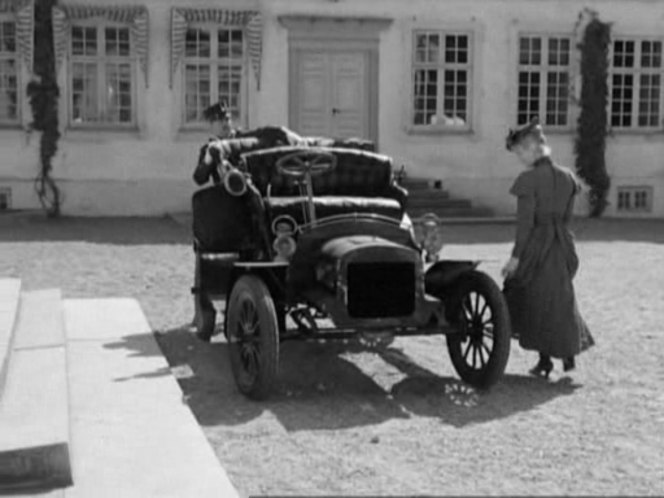 1904 Ford Model C Runabout