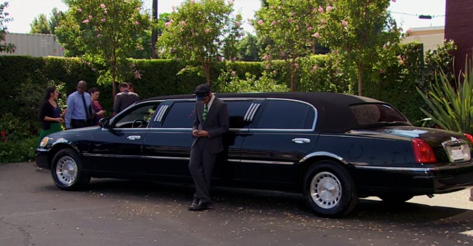 1998 Lincoln Town Car Stretched Limousine