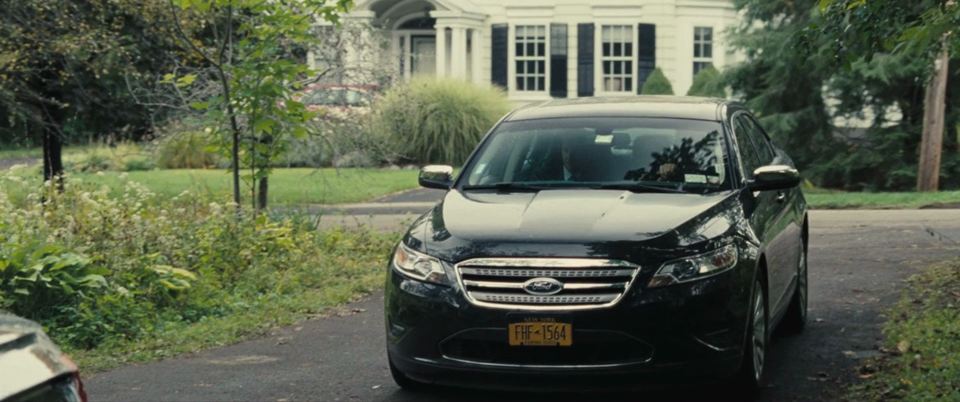 2010 Ford Taurus