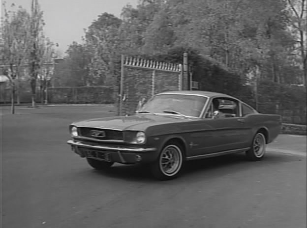 1966 Ford Mustang 2+2