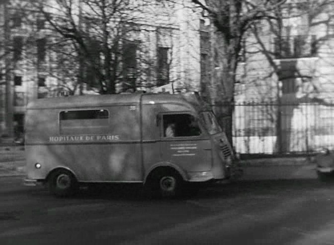 1945 Renault 1000 Kg Ambulance [206 E1]