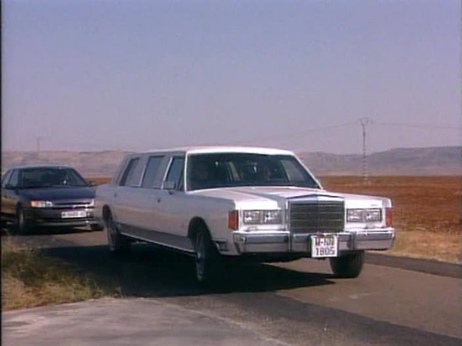 1988 Lincoln Town Car Stretched Limousine