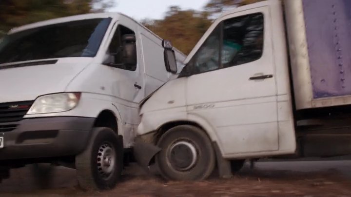 2003 Dodge Sprinter 3500 rebadged as Mercedes-Benz [VA]