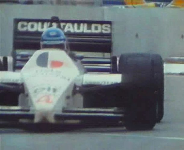 1986 Tyrrell 015 Renault EF4B 1.5 V6 Turbo