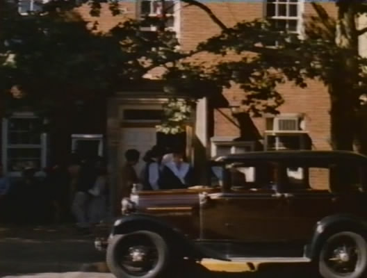 1930 Ford Model A De Luxe Sedan