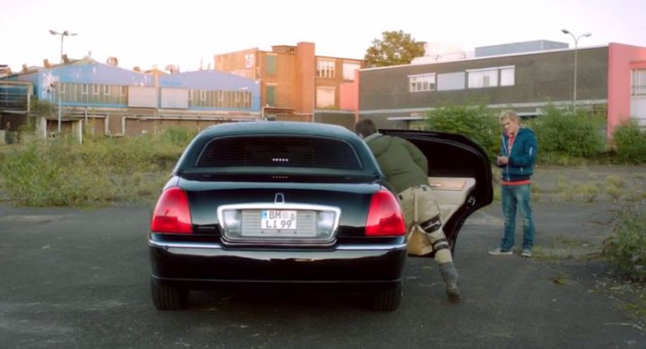 2003 Lincoln Town Car Stretched Limousine