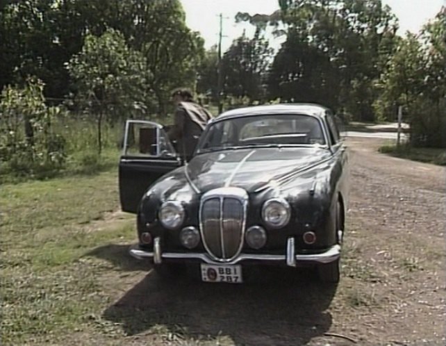 1968 Daimler V8 250