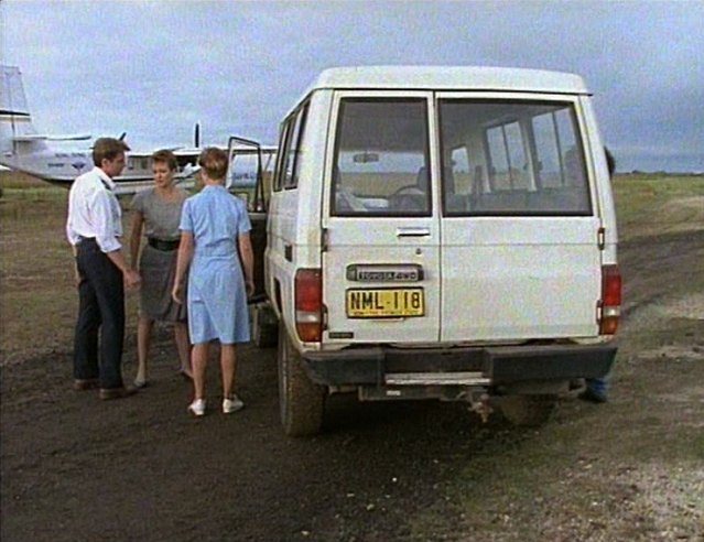 1985 Toyota Land Cruiser Troop Carrier [J75]