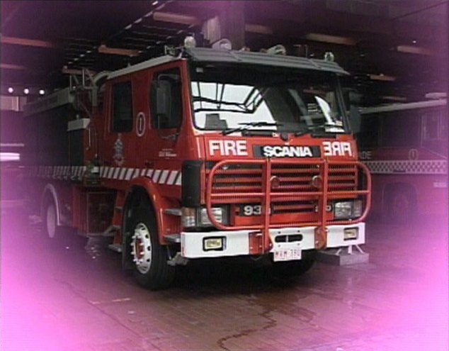 Scania P 93 M