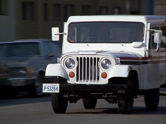 1968 Jeep DJ-5A Dispatcher