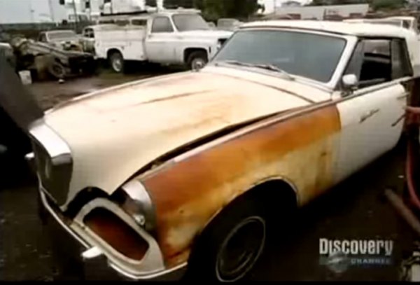 1962 Studebaker Gran Turismo Hawk