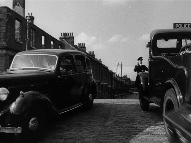 1934 Bedford WTH London Metropolitan Police Recovery Vehicle