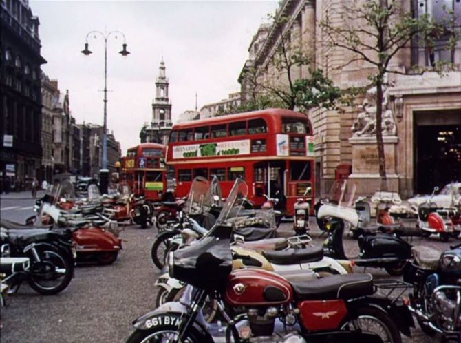 1961 Matchless G2