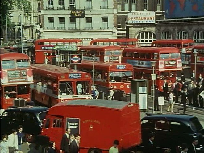 1967 Morris LD 2-Ton high roof Royal Mail [LCFO]