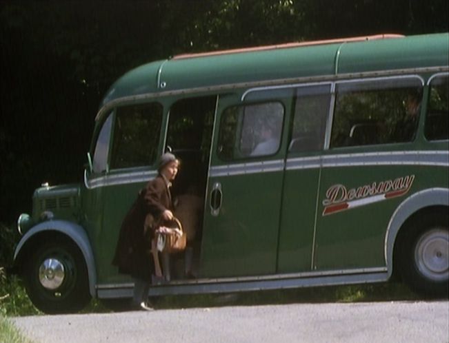 1944 Bedford OWB Duple Vista