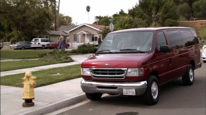 2001 Ford E-350 Super Duty Extended Wagon XLT