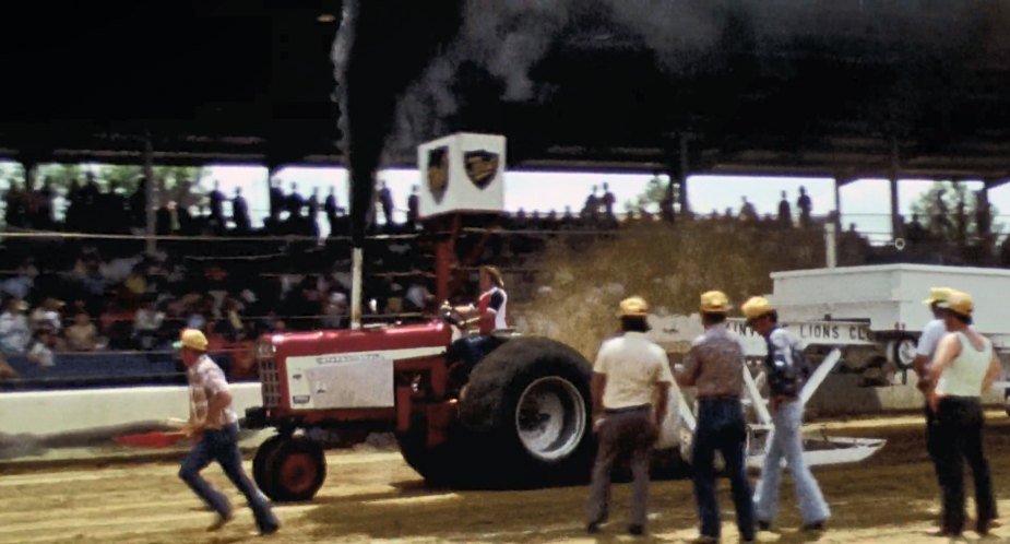 International Harvester 966