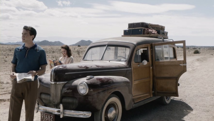 1941 Ford Super De Luxe Station Wagon