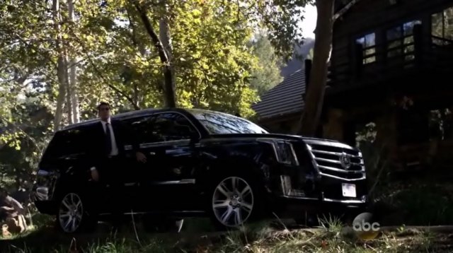 2015 Cadillac Escalade ESV [GMT2KYL]