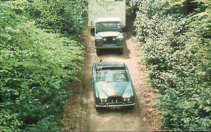 Land-Rover 88'' Series II