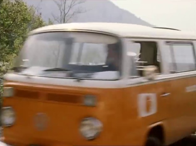 1973 Volkswagen Bus L T2 [Typ 2]