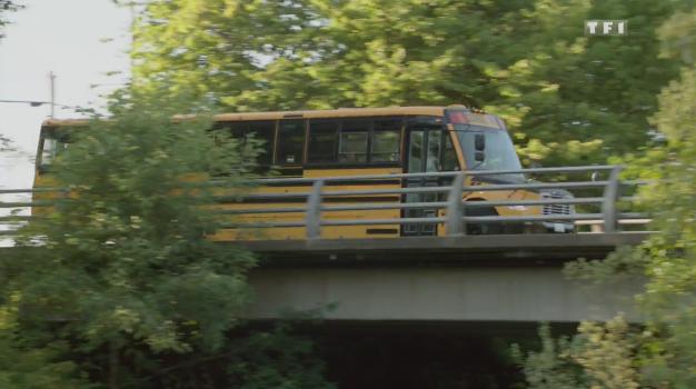 2004 Thomas Built Saf-T-Liner C2