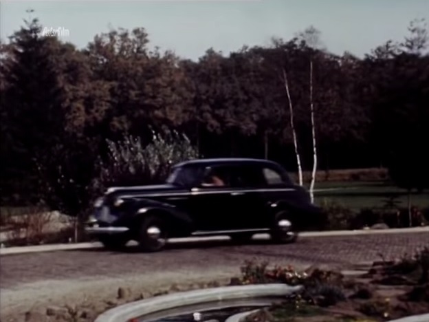 1939 Buick Special [41]