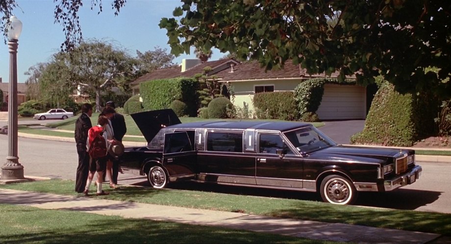 1988 Lincoln Town Car Stretched Limousine